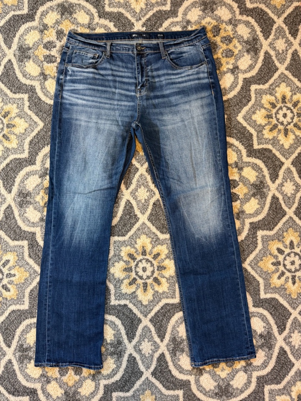 BKE by BUCKLE Tyler Medium Wash Straight Leg Jeans | Size 40W x 34